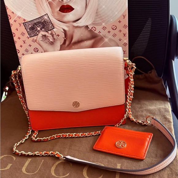 Tory Burch Handbags - Tory Burch Purse And Wallet